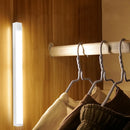 Luminária LED Recarregável com Sensor de Movimento - VEZ FLY